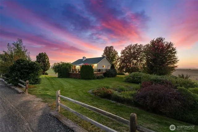 $1,150,000 | 288 Meadowlark Lane, Touchet, WA 99360