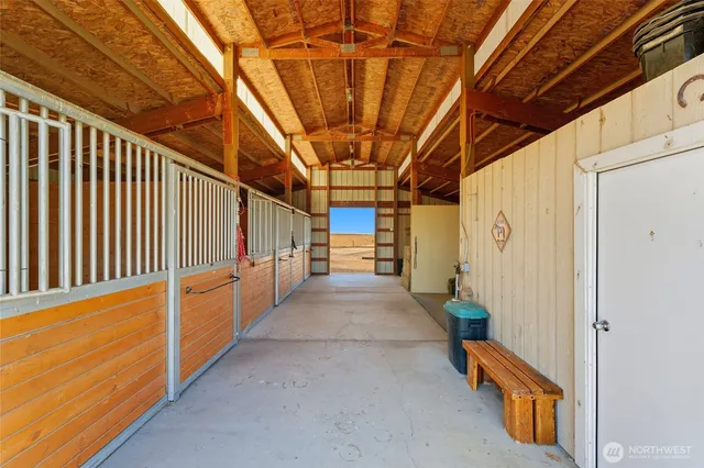 $1,150,000 | 288 Meadowlark Lane, Touchet, WA 99360