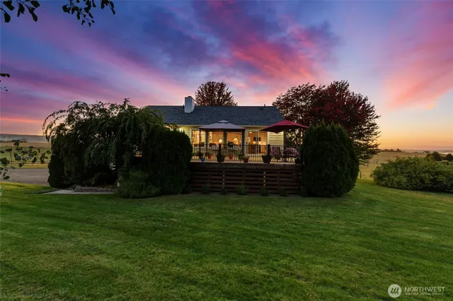 $1,150,000 | 288 Meadowlark Lane, Touchet, WA 99360