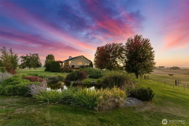 $1,150,000 | 288 Meadowlark Lane, Touchet, WA 99360