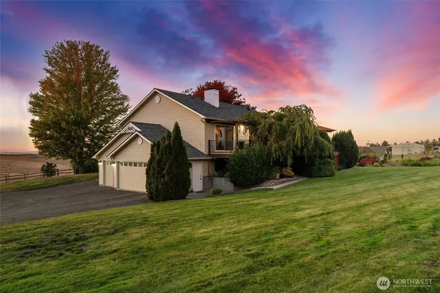 $1,150,000 | 288 Meadowlark Lane, Touchet, WA 99360