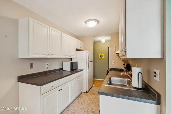 $235,000 | 11 River Road, Unit 11L, Nutley, NJ 07110