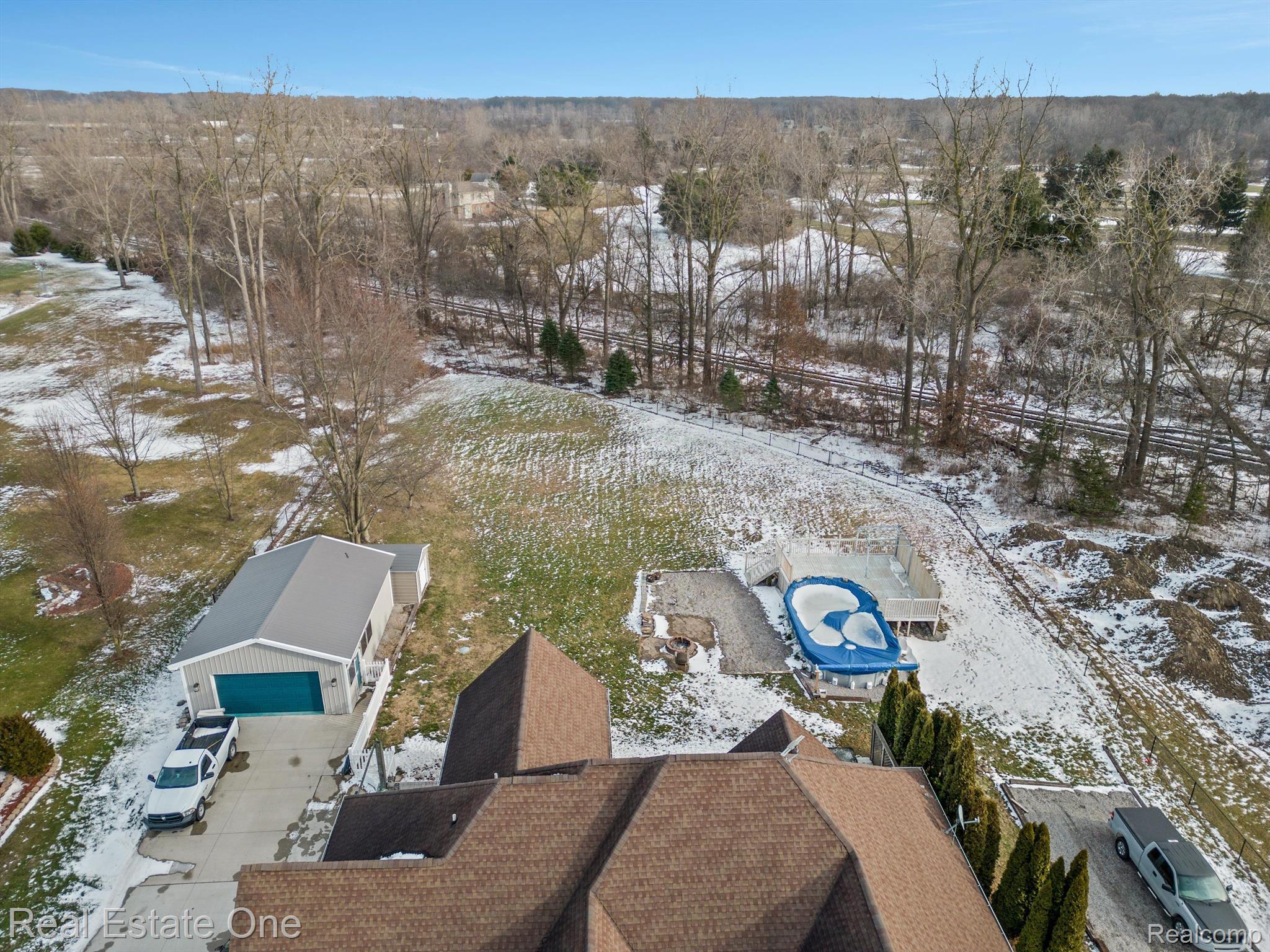 13820 Grafton Road Carleton, MI 48117 - Photo 57 of 76