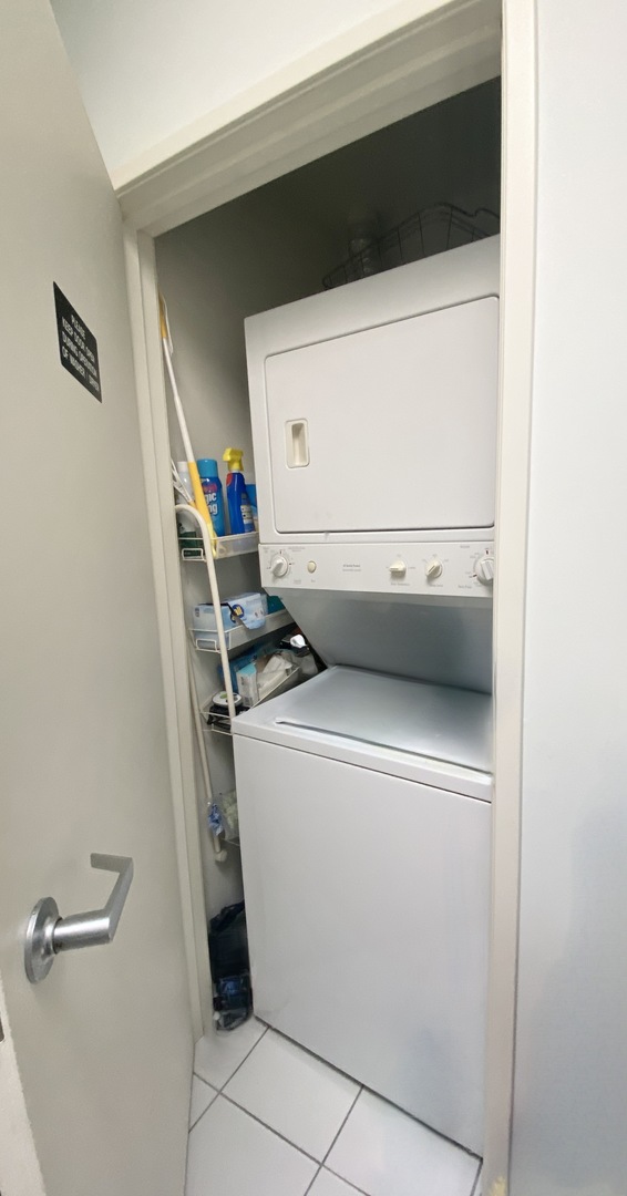 800 Elgin Road, Unit PH12 Evanston, IL 60201 - Photo 11 of 21 Gallery Image 11