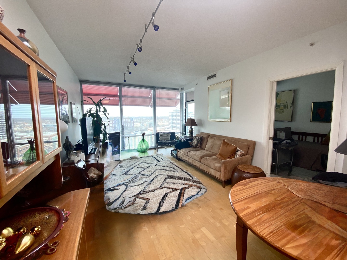 800 Elgin Road, Unit PH12 Evanston, IL 60201 - Photo 3 of 21 Gallery Image 3