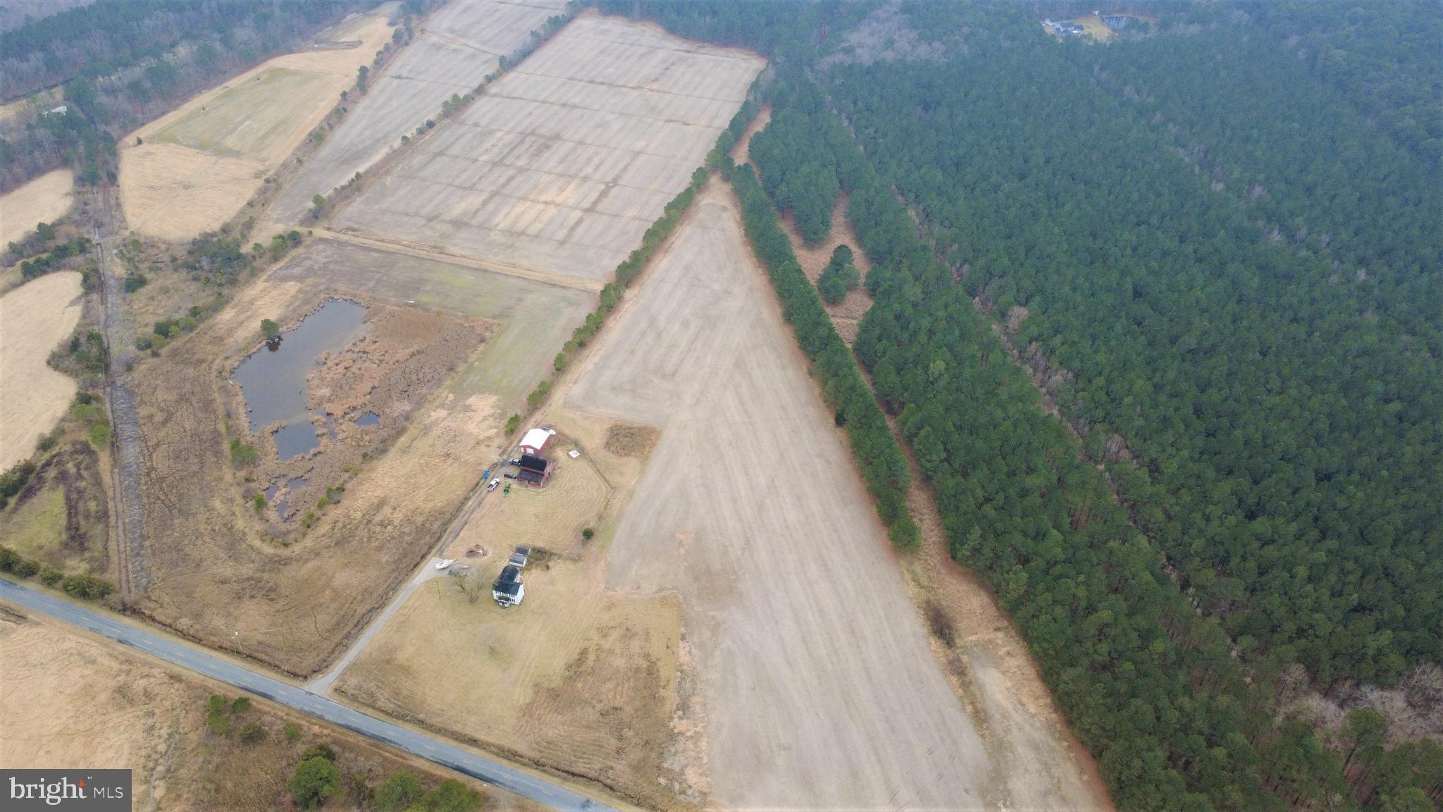 1829 Brannock Neck Road Cambridge, MD 21613 - Photo 28 of 55 a view of balcony