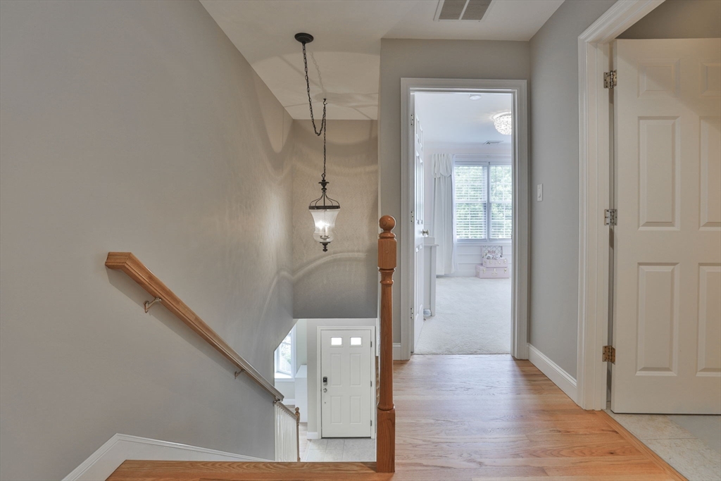 72 Mountain Village Road, Unit 72 Salem, NH 03079 - Photo 20 of 32