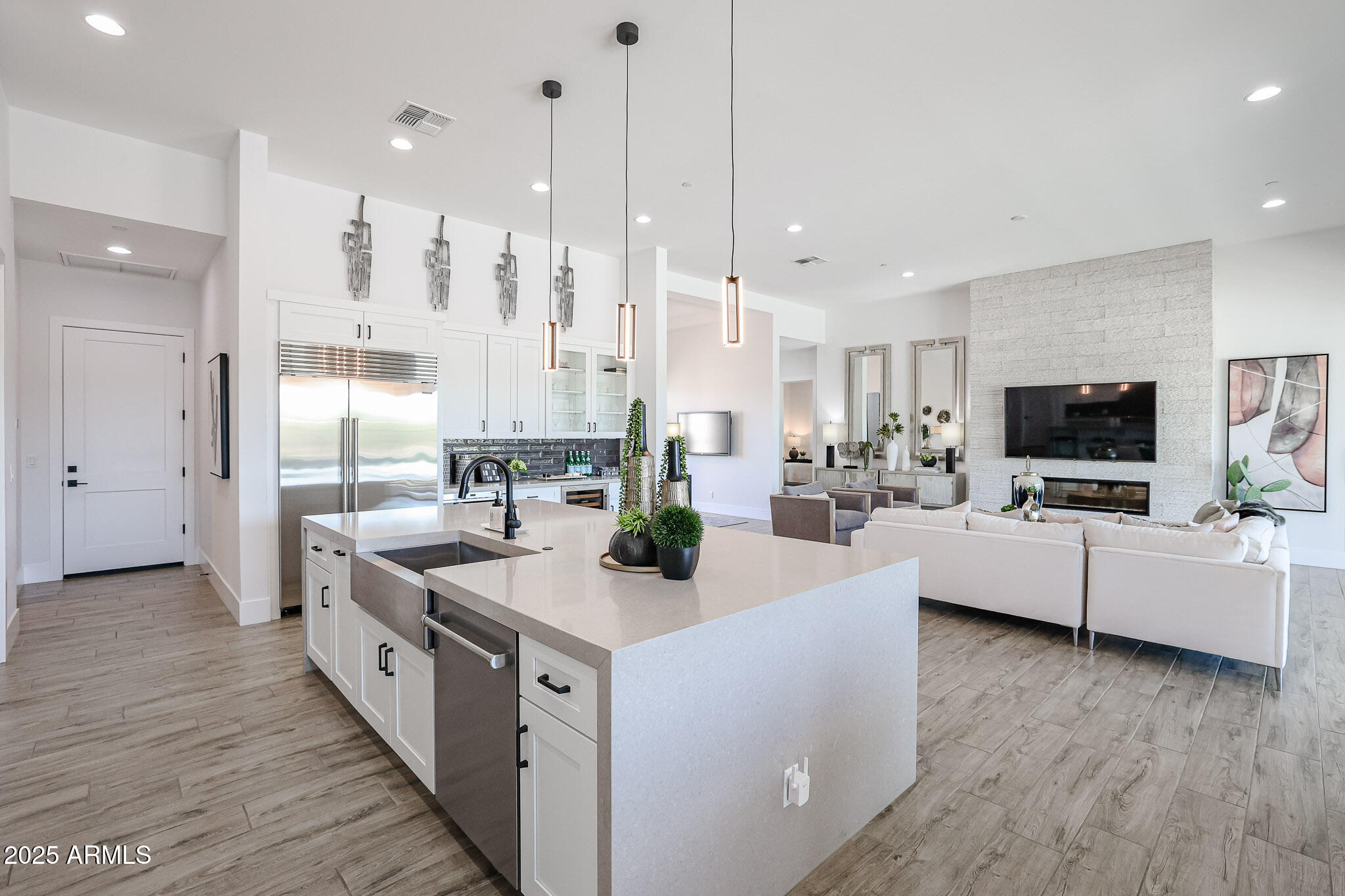1752 East Creek Canyon Road Phoenix, AZ 85086 - Photo 3 of 78 Model Home B1 Kitchen