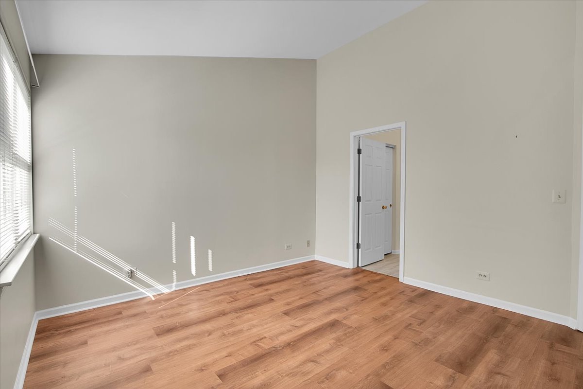 1309 Coldspring Road, Unit 1309 Carol Stream, IL 60188 - Photo 17 of 31