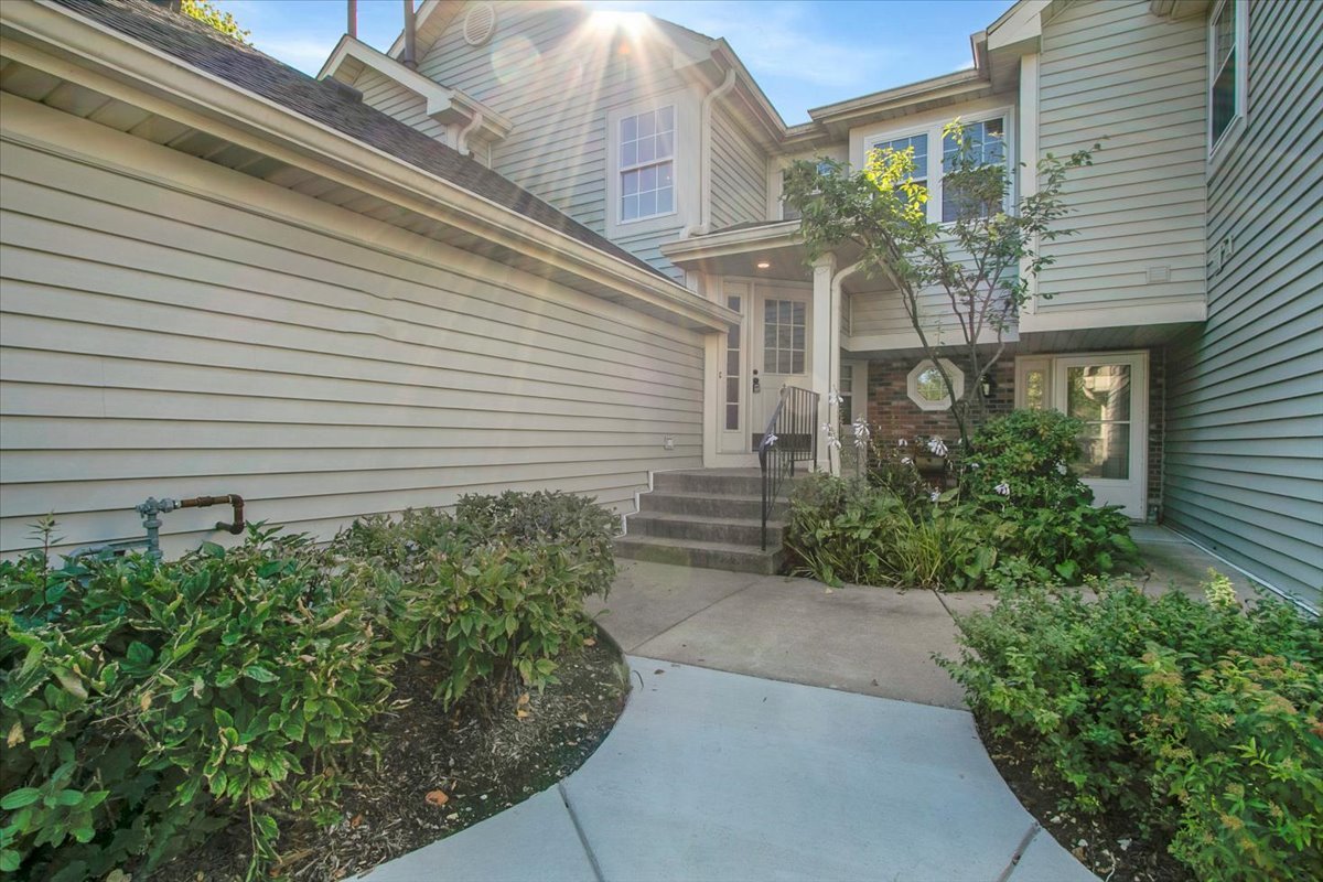 1309 Coldspring Road, Unit 1309 Carol Stream, IL 60188 - Photo 3 of 31