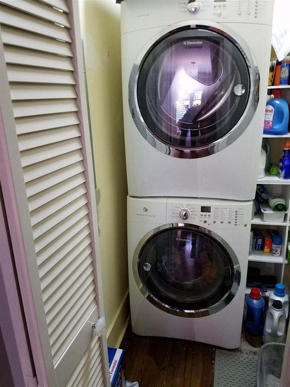 25773 Canal Road, Unit 17 Orange Beach, AL 36561 - Photo 30 of 35 Washer / Dryer