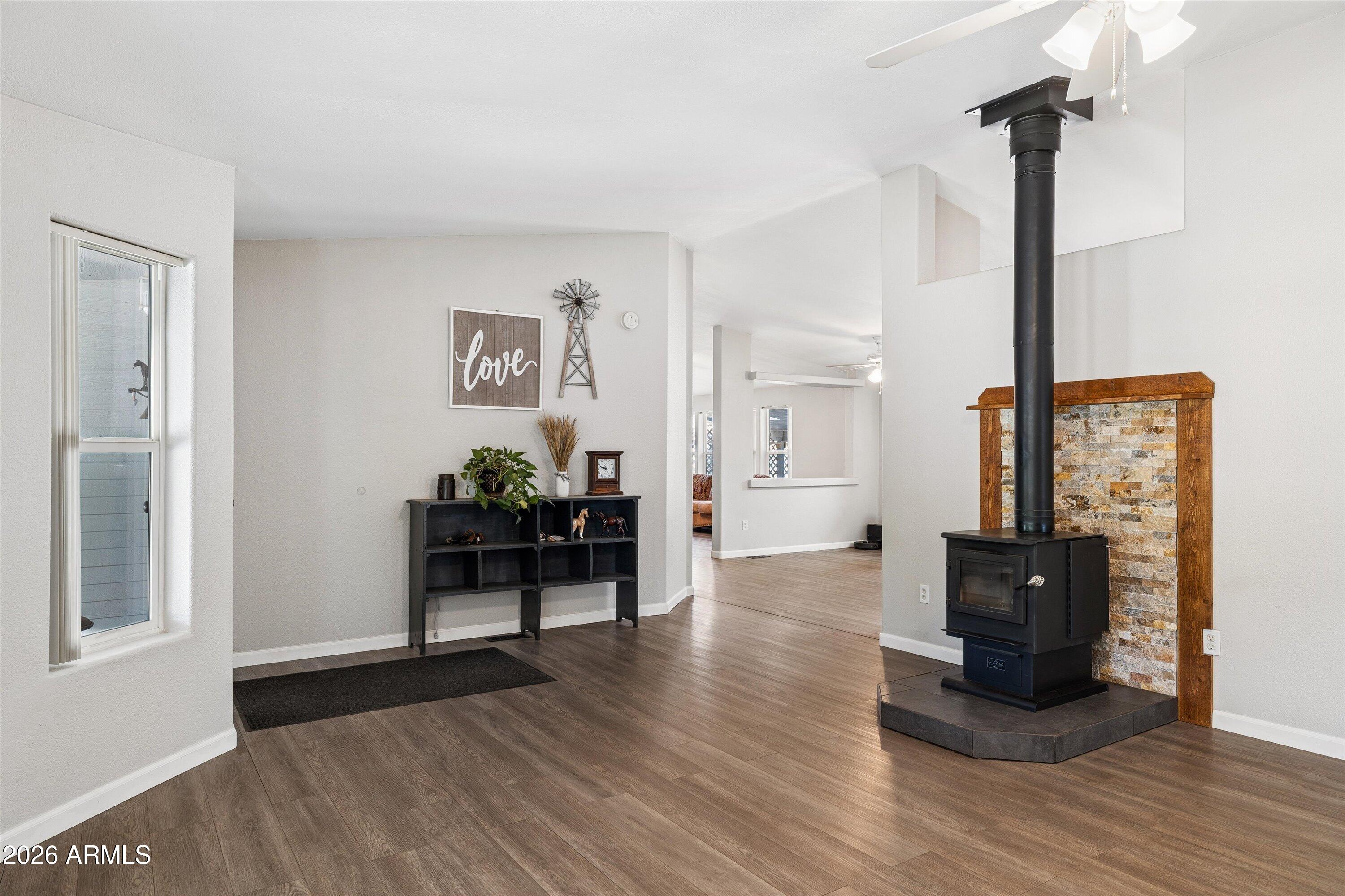 191 Cornerstone Way Payson, AZ 85541 - Photo 7 of 48 06-Formal Living Room & Entryway