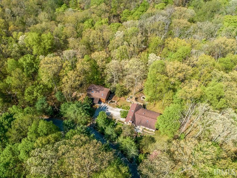 6560 North Viking Ridge Road Bloomington, IN 47408 - Photo 3 of 36 Gallery Image 3