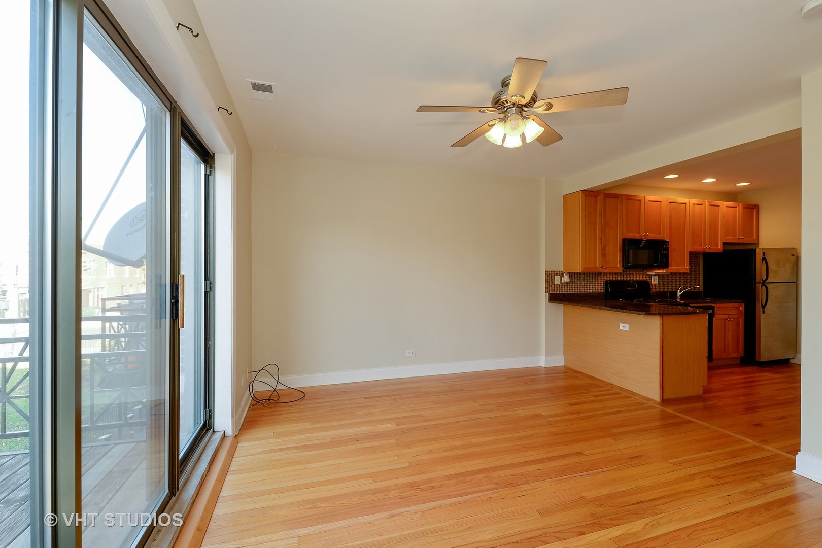 3765 North Racine Avenue, Unit C Chicago, IL 60613 - Photo 6 of 11