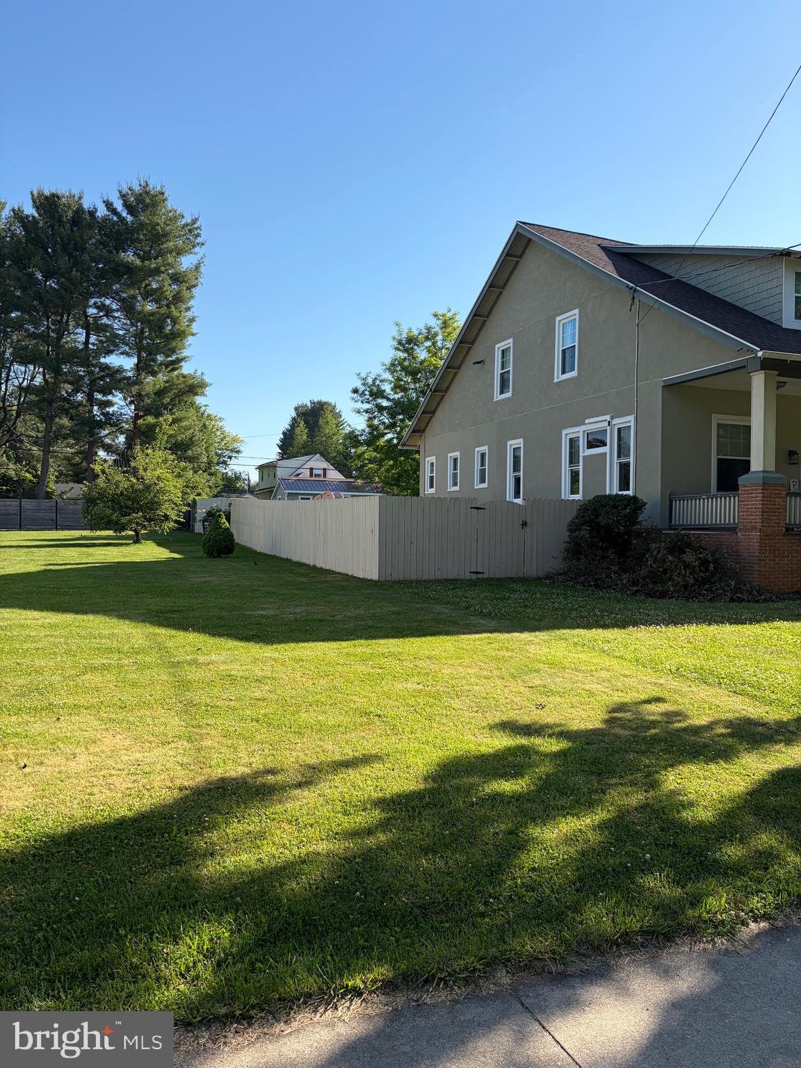 531 Front Street Lititz, PA 17543 - Photo 5 of 14
