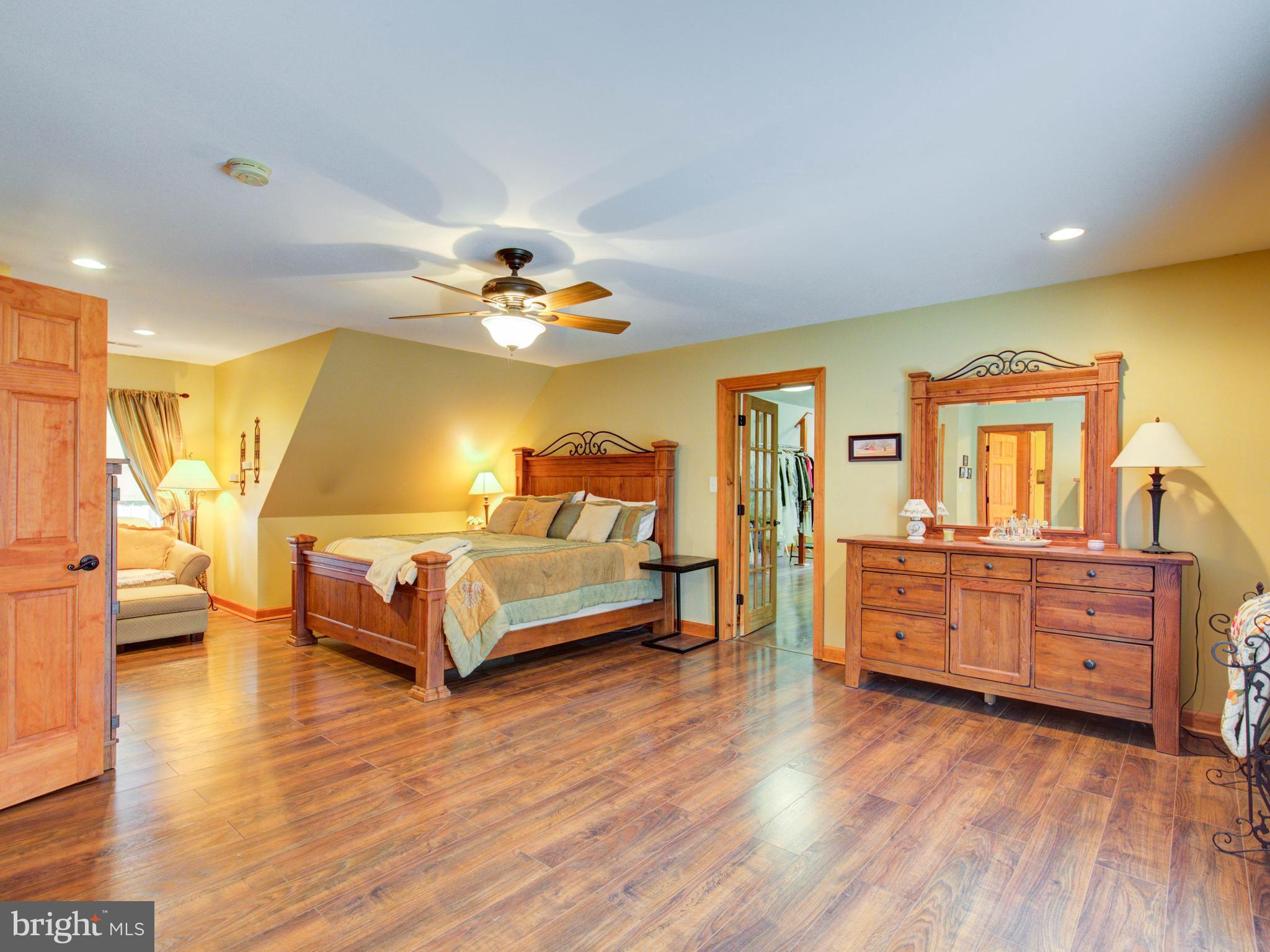 1174 Perry Road Winchester, VA 22602 - Photo 13 of 25 Oversized master bedroom
