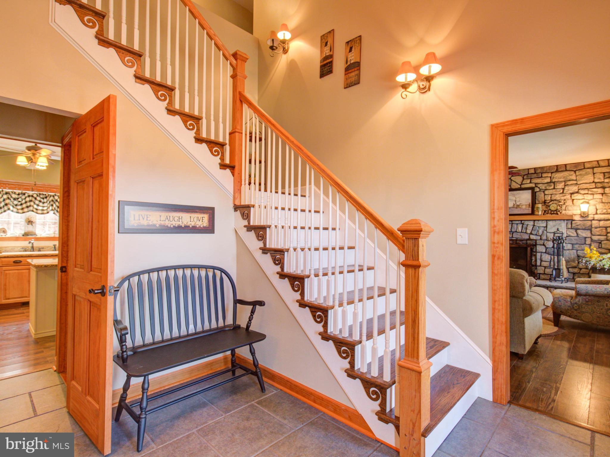 1174 Perry Road Winchester, VA 22602 - Photo 4 of 25 Beautiful foyer