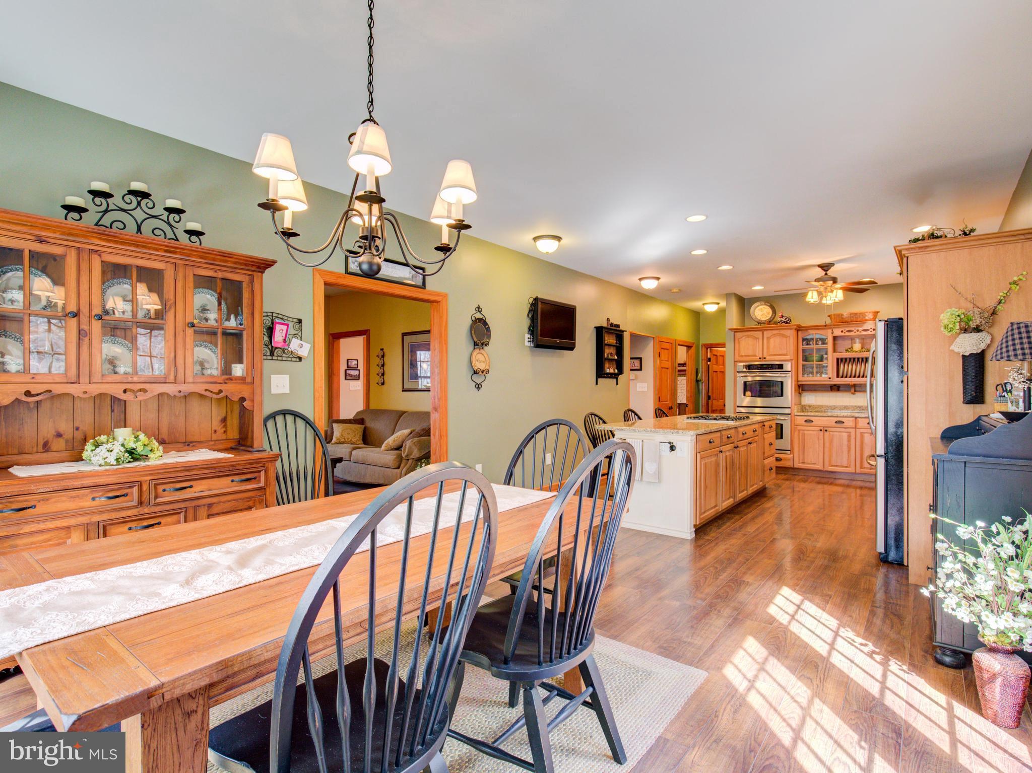 1174 Perry Road Winchester, VA 22602 - Photo 8 of 25 Dining open to the kitchen