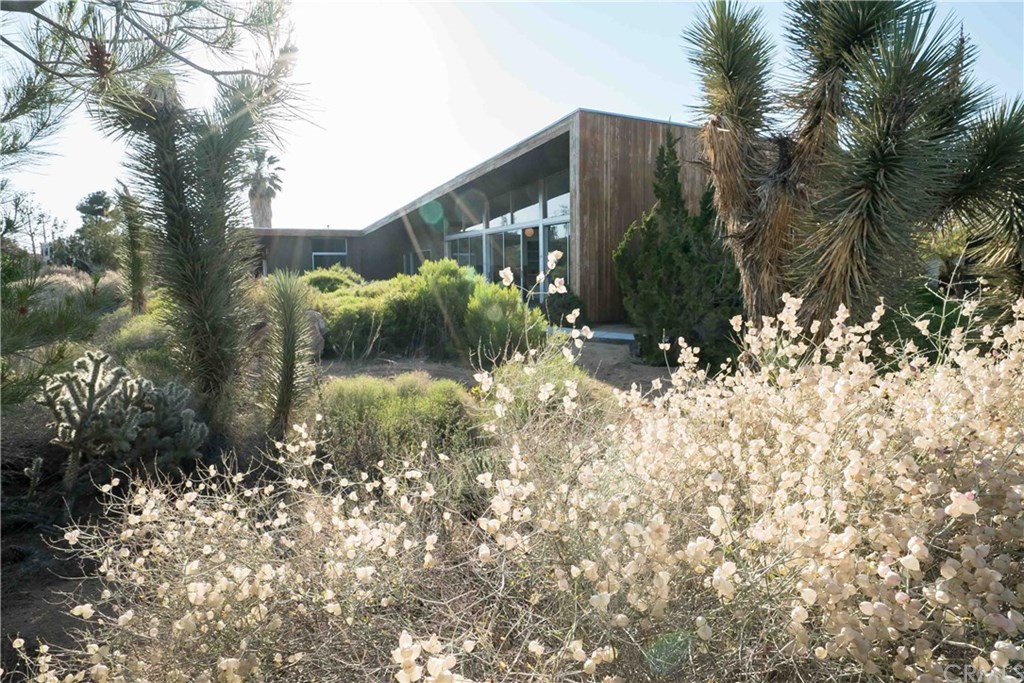 8002 Inca Trail Yucca Valley, CA 92284 - Photo 1 of 1 Gallery Image 1