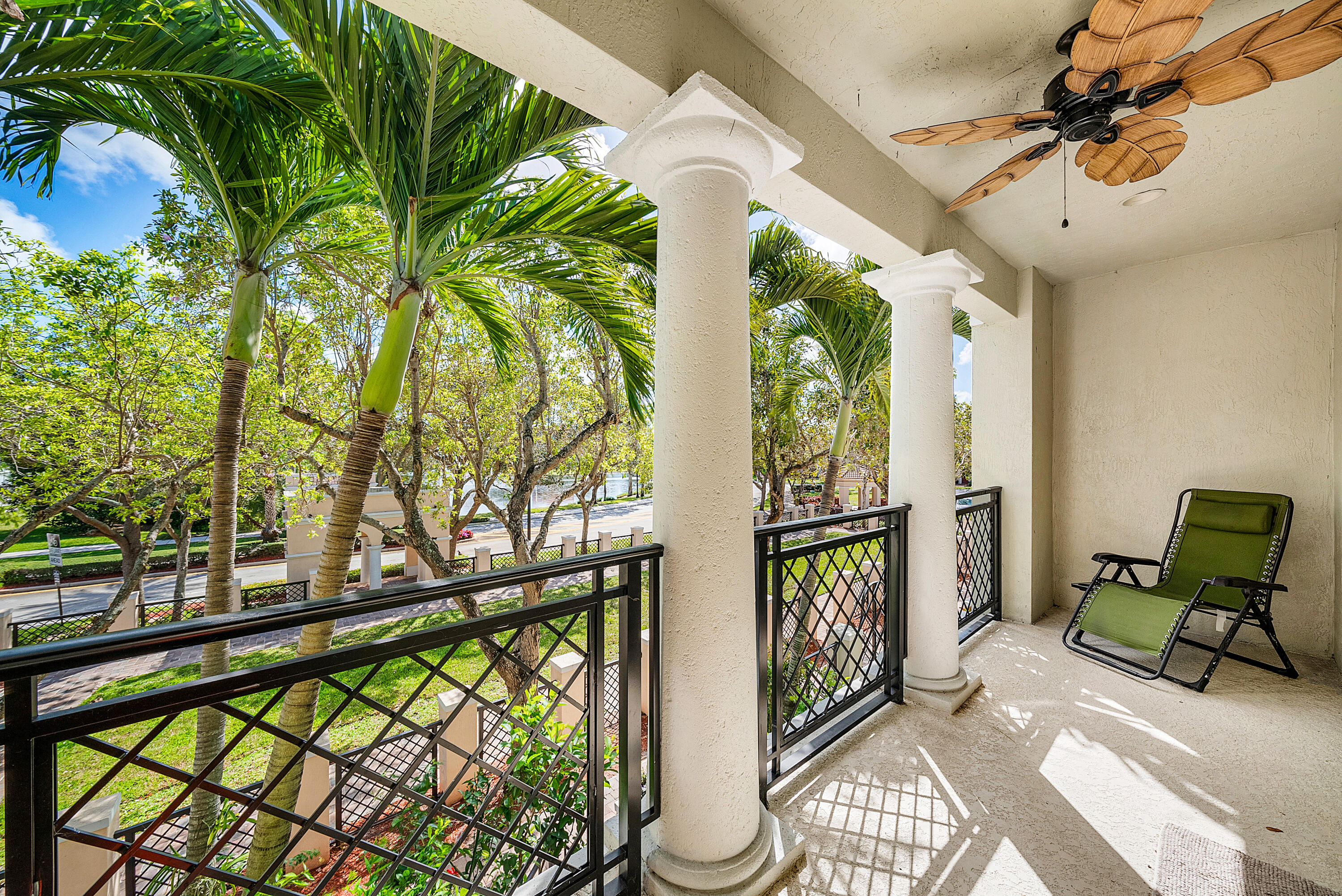 704 Northwest 83rd Place Boca Raton, FL 33487 - Photo 20 of 42 025-704Northwest83rdPlace-BocaRaton-FL-3