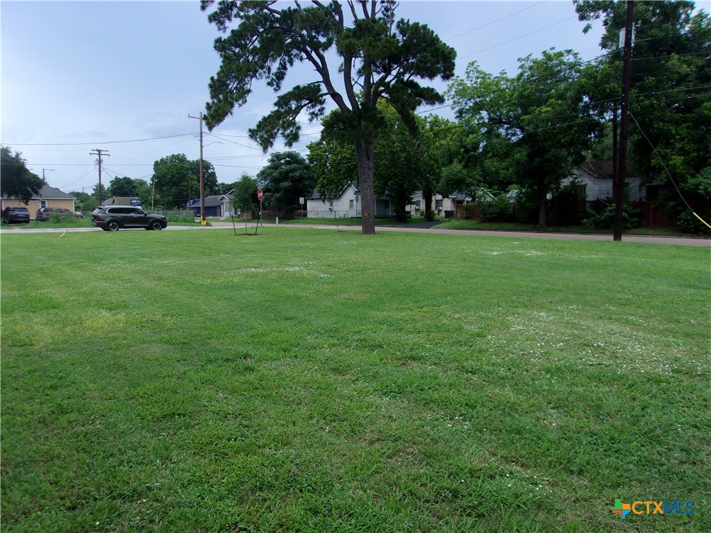 507 East River Street Victoria, TX 77901 - Photo 3 of 3