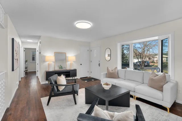 $359,900 | 8317 67th Avenue North, Brooklyn Park, MN 55428