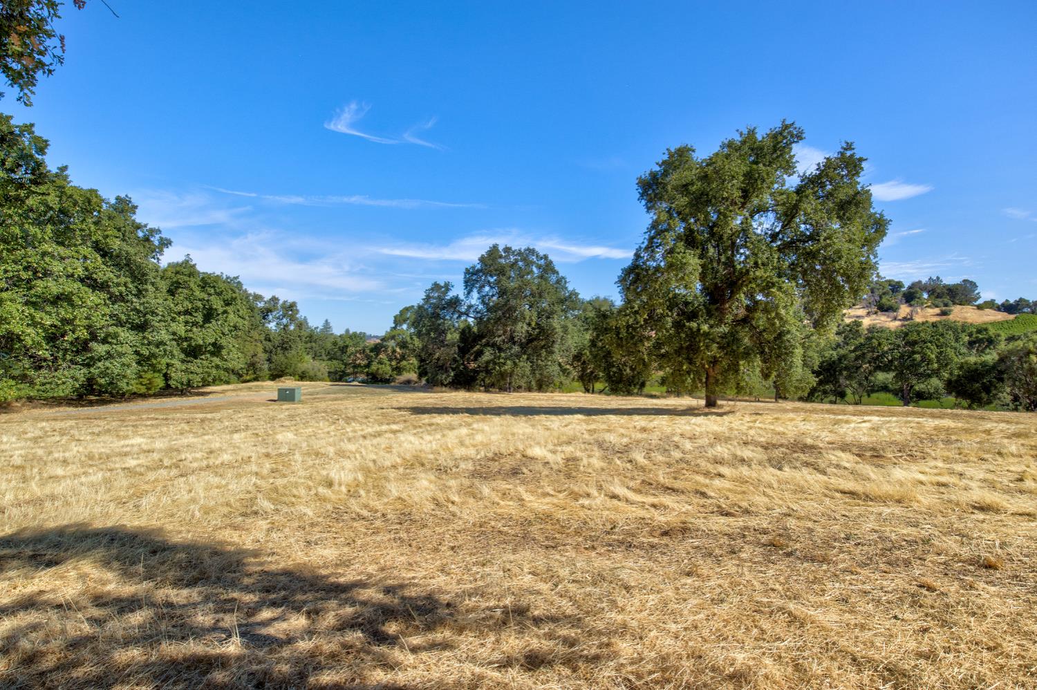 13555 Oakstream Road Plymouth, CA 95669 - Photo 7 of 43 a view of an ocean and beach