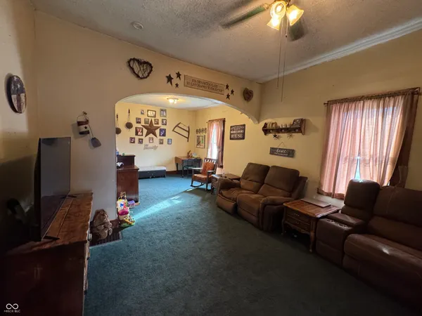 $159,500 | 7120 Highway 52, Arlington, IN 46104