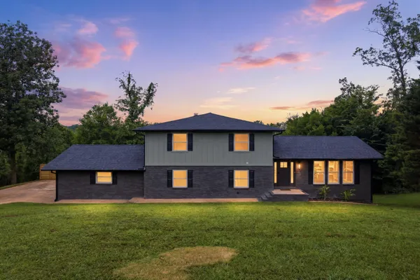$500,000 | 8178 Savannah Hills Drive, Ooltewah, TN 37363