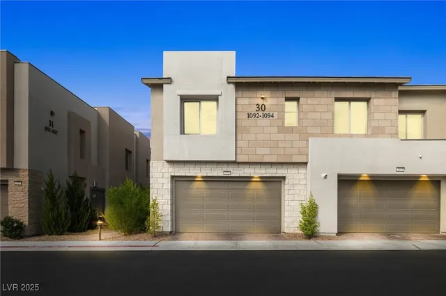 $575,000 | 600 Carriage Hill Drive, Unit 1094, Las Vegas, NV 89138