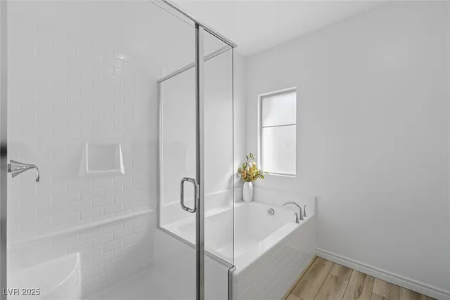 $575,000 | 600 Carriage Hill Drive, Unit 1094, Las Vegas, NV 89138