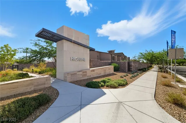 $575,000 | 600 Carriage Hill Drive, Unit 1094, Las Vegas, NV 89138