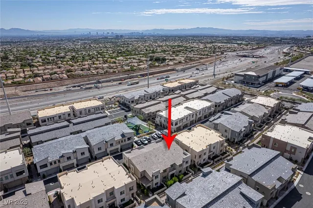 $575,000 | 600 Carriage Hill Drive, Unit 1094, Las Vegas, NV 89138