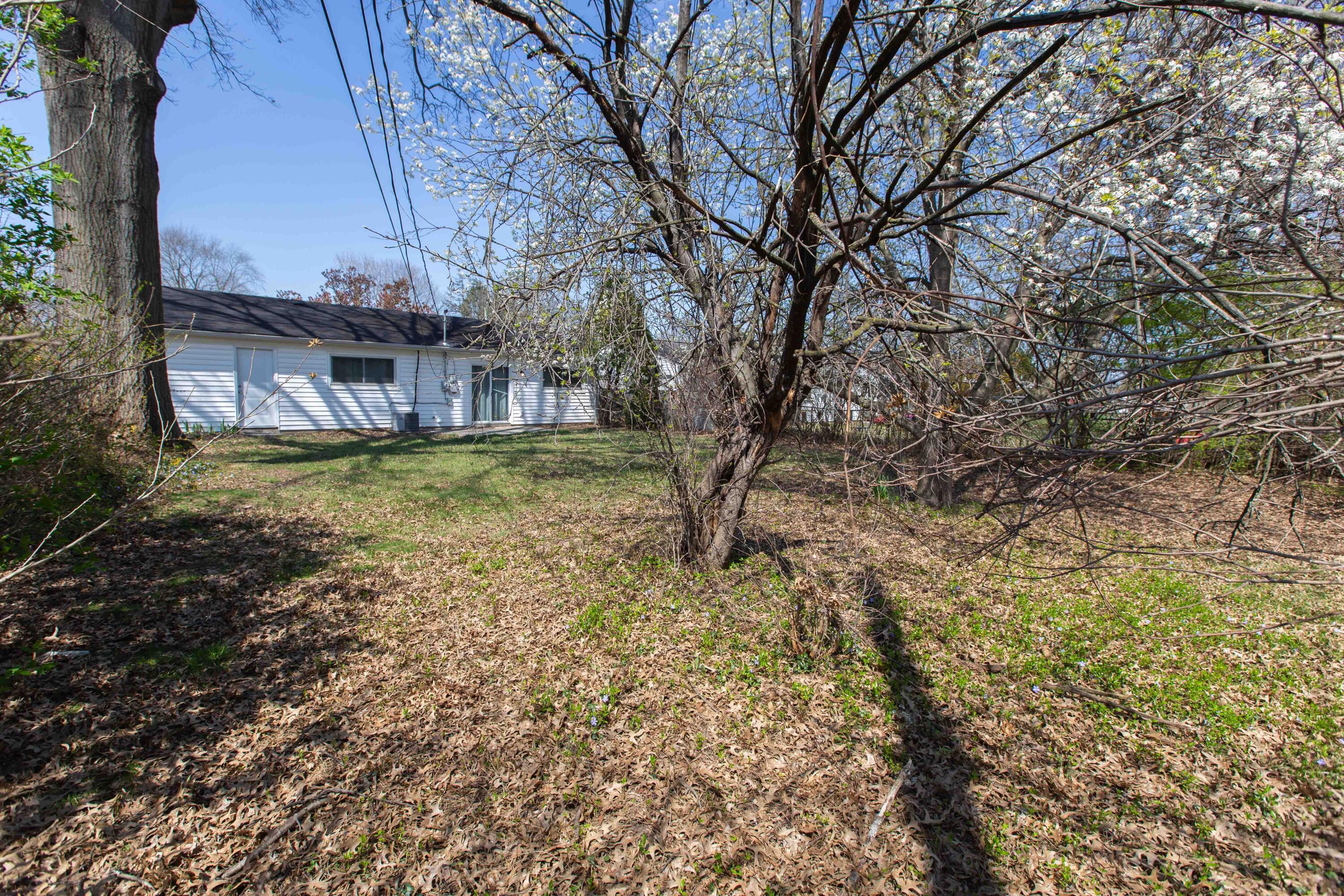 1872 Stetson Road Columbus, OH 43232 - Photo 28 of 30 Back of Home