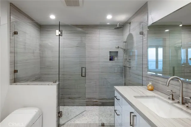 a view of a hallway with washer and dryer