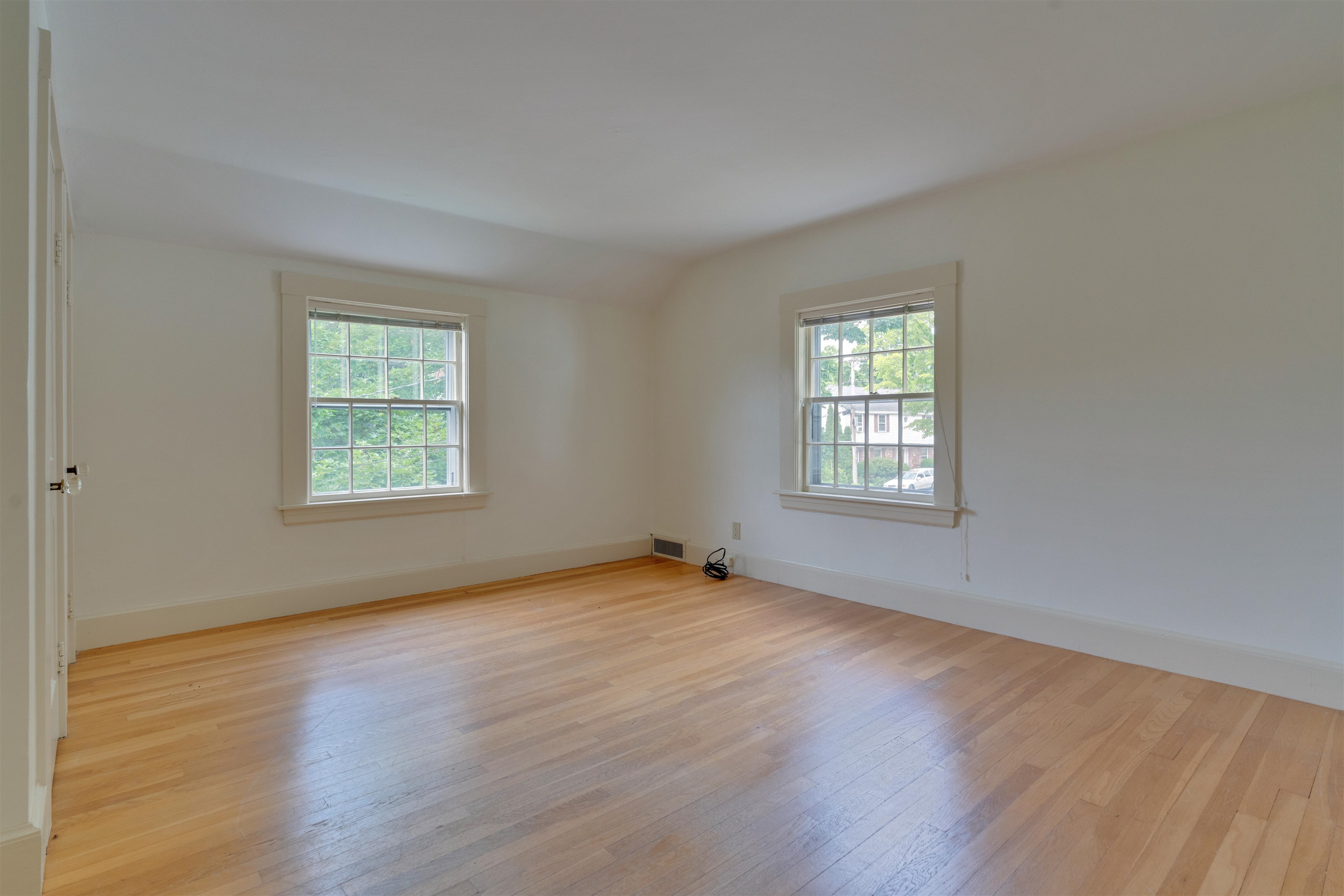 1 Magnolia Lane Exeter, NH 03833 - Photo 19 of 38