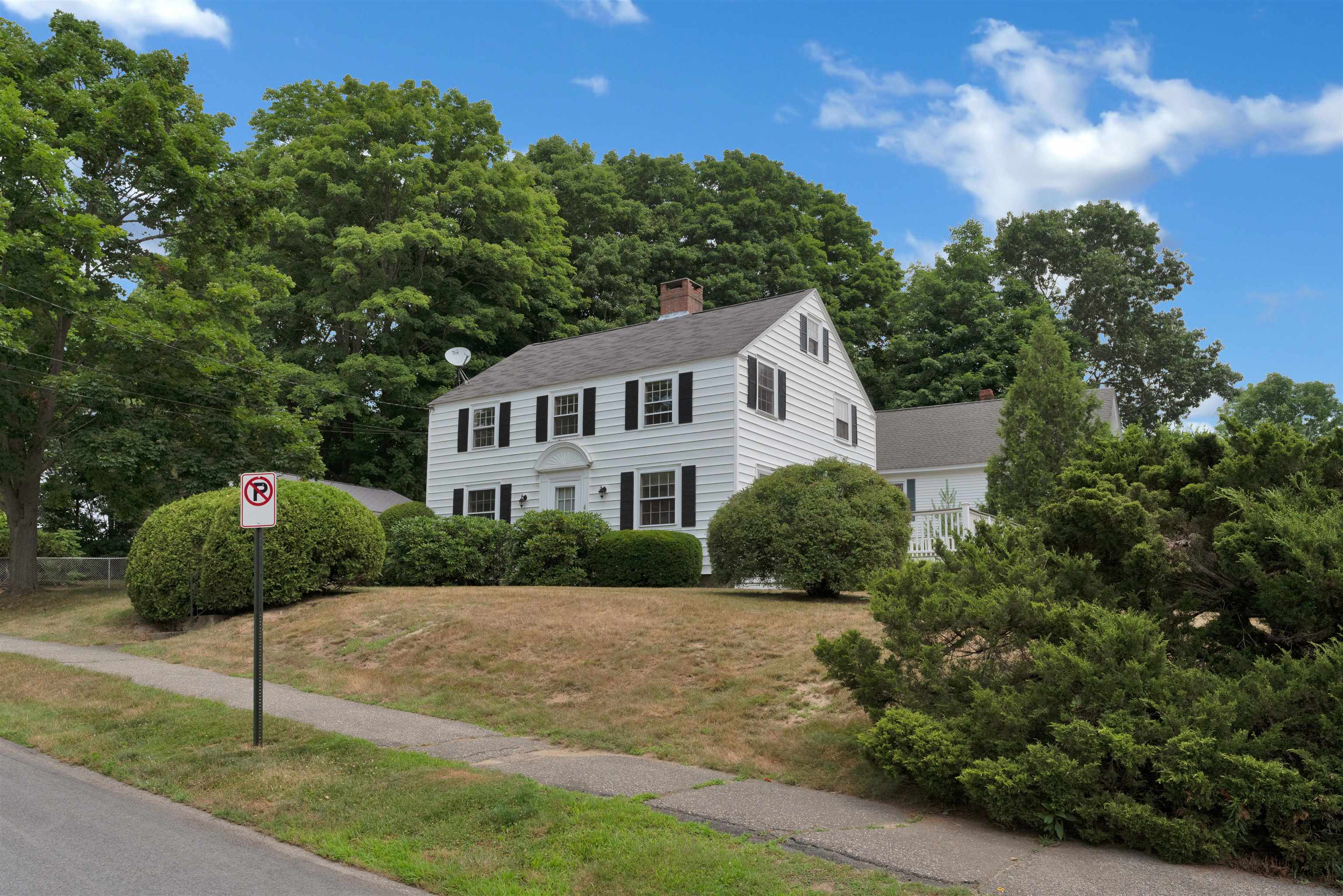 1 Magnolia Lane Exeter, NH 03833 - Photo 2 of 38