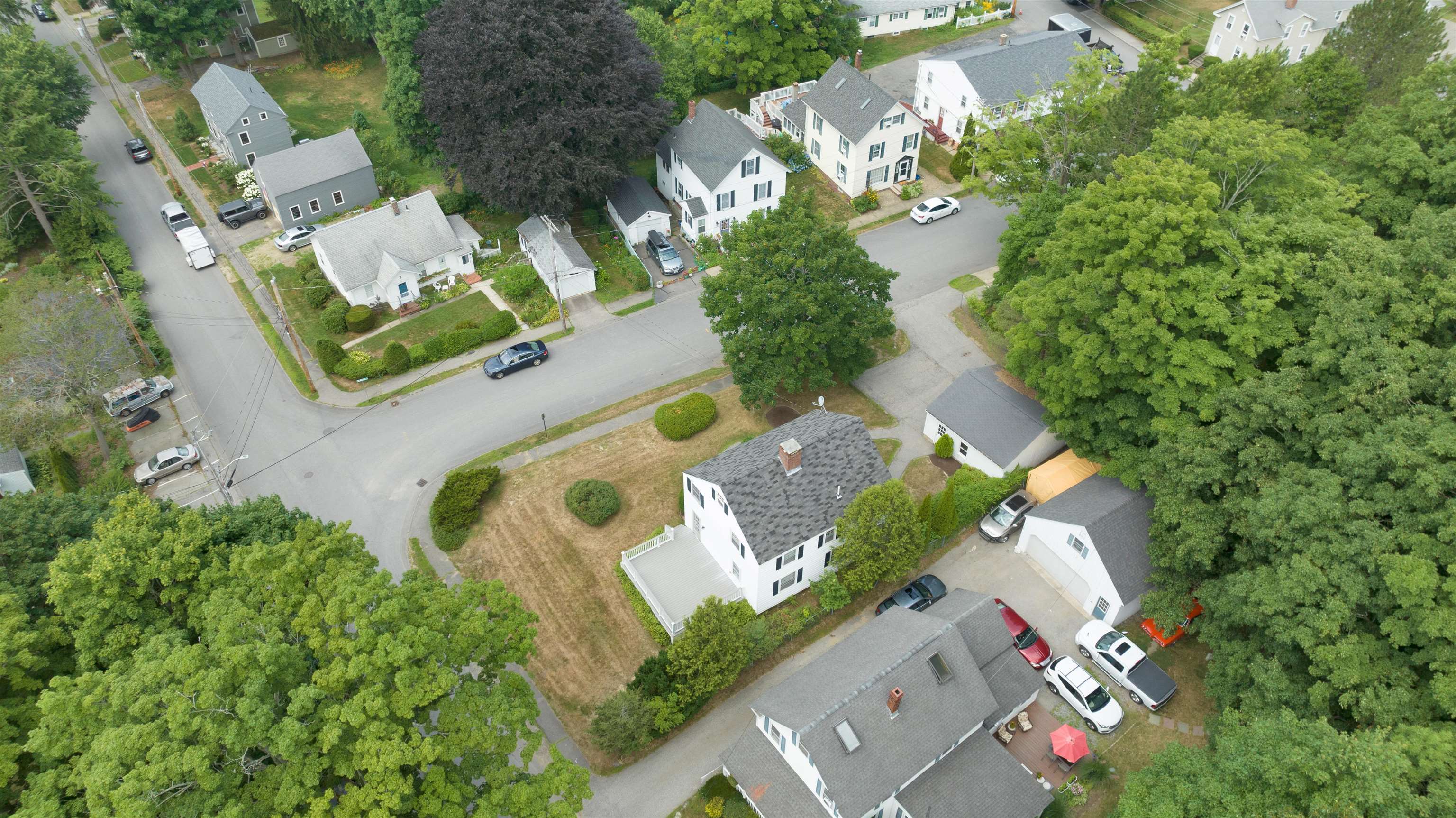1 Magnolia Lane Exeter, NH 03833 - Photo 4 of 38