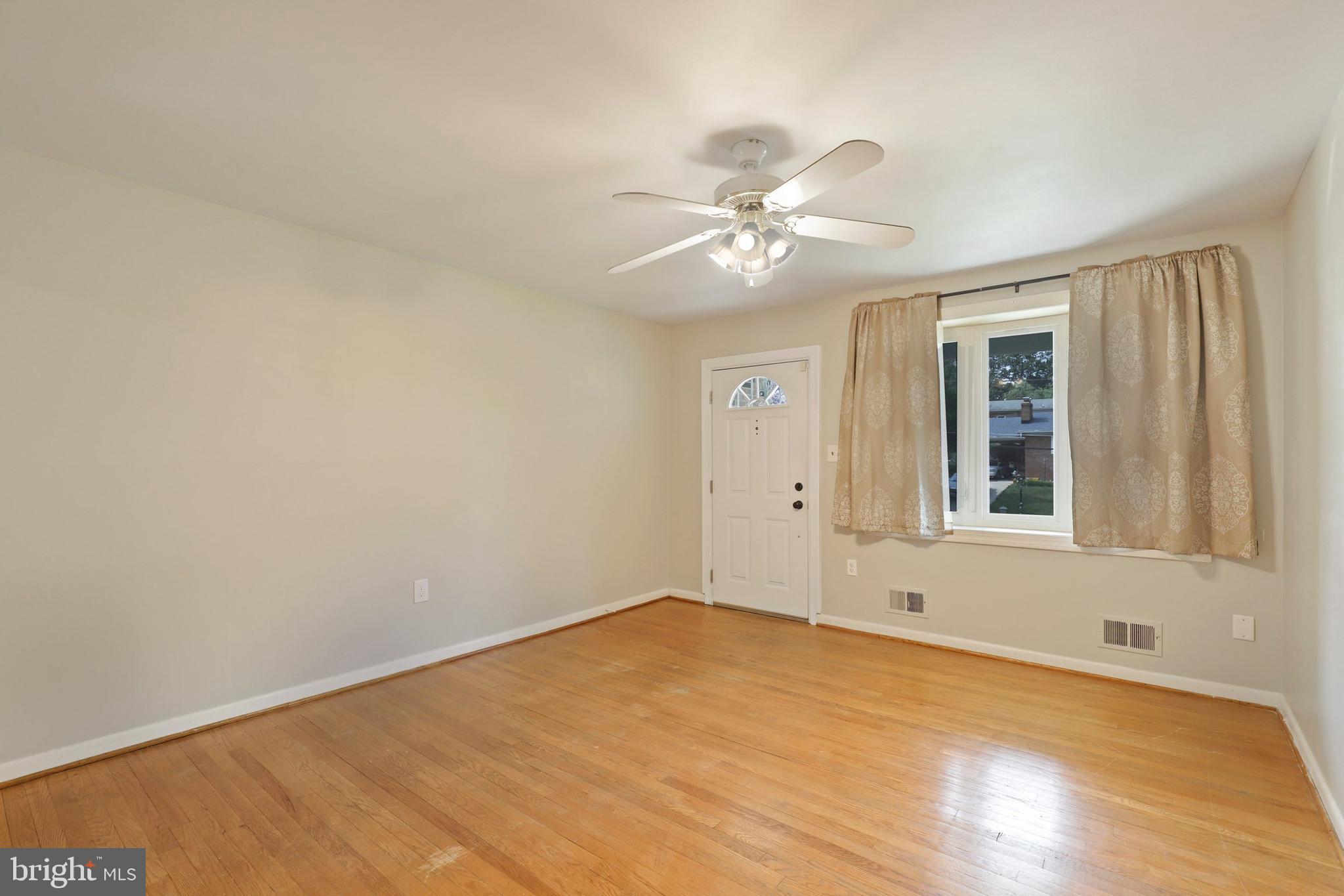 6915 Northgate Parkway Clinton, MD 20735 - Photo 6 of 53