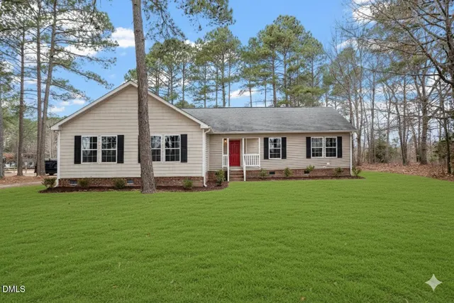$309,900 | 16 G W Oquinn Drive, Lillington, NC 27546