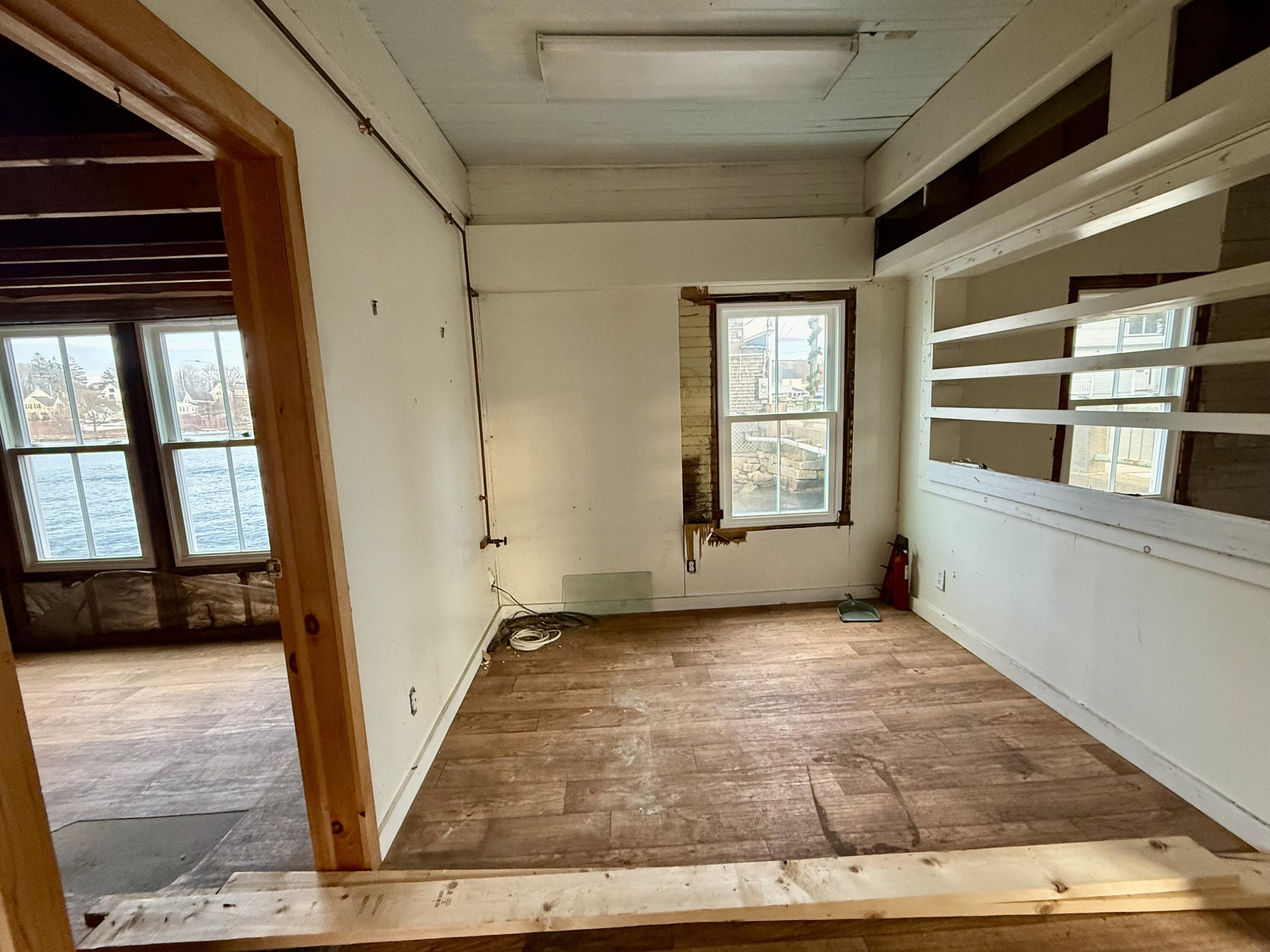 10 West Main Street Vinalhaven, ME 04863 - Photo 9 of 23 IMG_4786