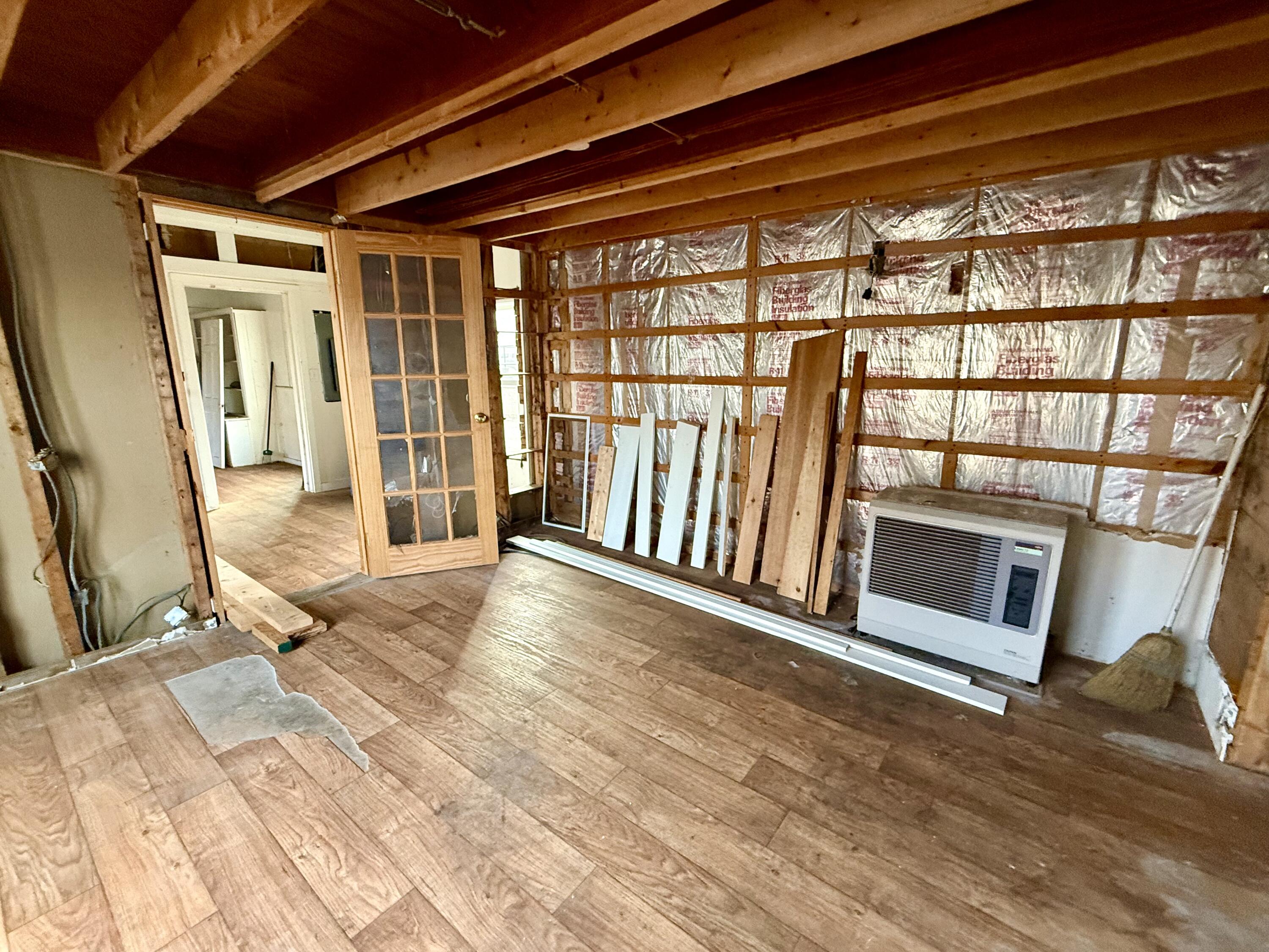 10 West Main Street Vinalhaven, ME 04863 - Photo 10 of 23 IMG_4788