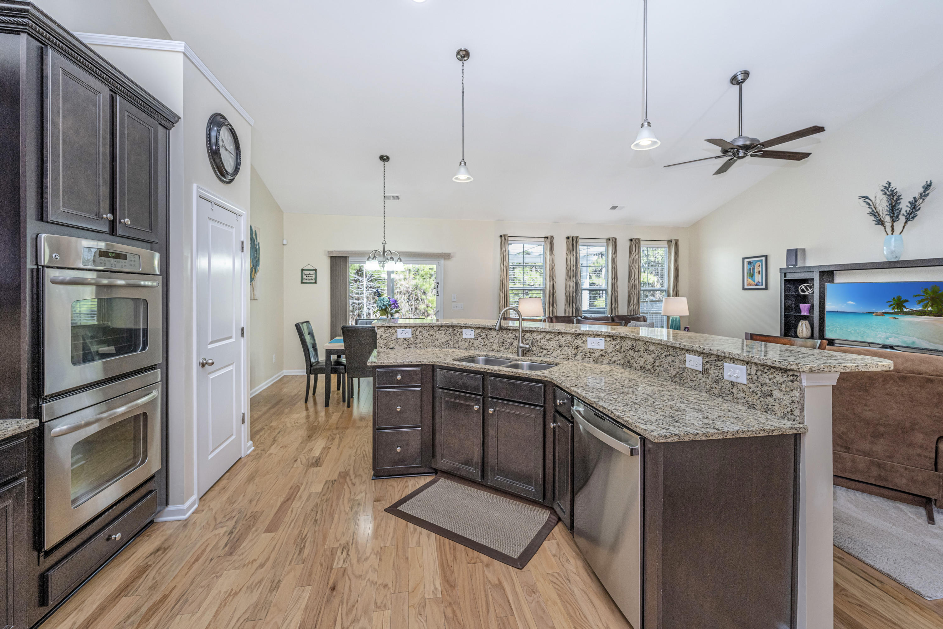 128 Royal Star Road Summerville, SC 29486 - Photo 4 of 20 128RoyalStar23