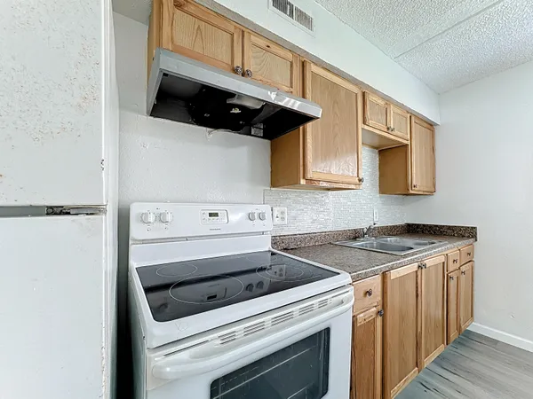 $165,000 | 694 Michigan Court, Unit 1, St. Cloud, FL 34769