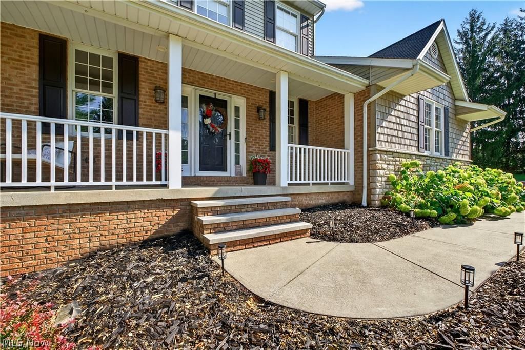 9420 Crackel Road Aurora, OH 44202 - Photo 3 of 49
