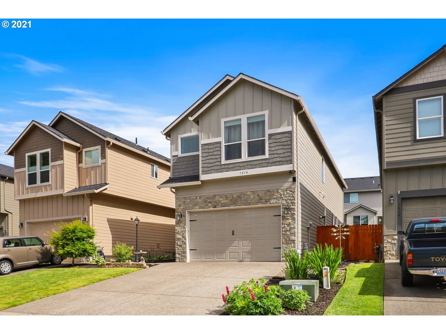 1414 Northeast 170th Circle Ridgefield, WA 98642 - Photo 2 of 32