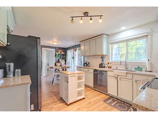 $469,900 | 1016 Northeast 163rd Avenue, Vancouver, WA 98684