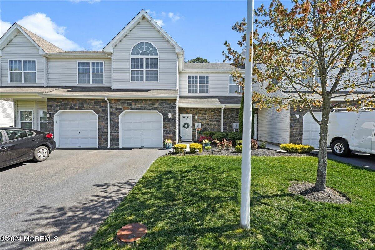 20 Santa Rosa Lane, Tinton Falls, NJ 07753 Compass