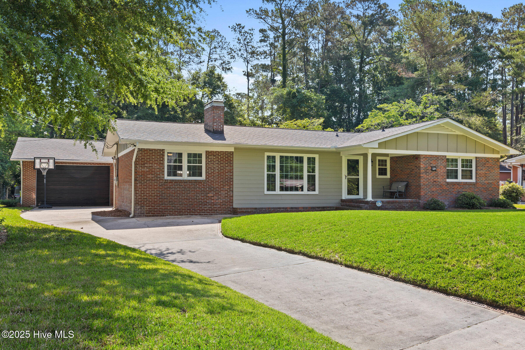 509 Decatur Drive Wilmington, NC 28403 - Photo 4 of 44 004_509_decatur_drive_final-2_391