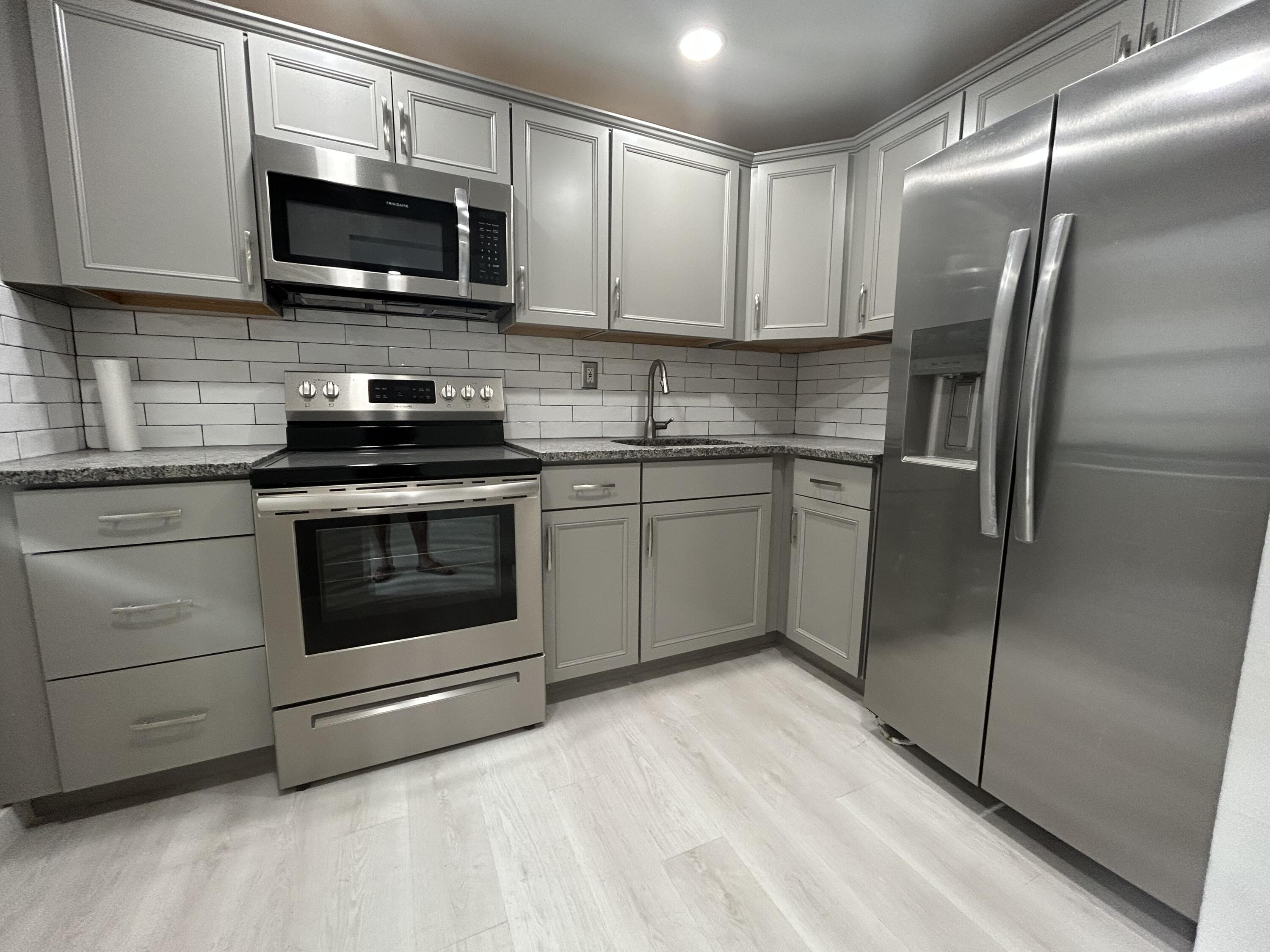 340 Northwest 19th Street, Unit 1030 Boca Raton, FL 33432 - Photo 2 of 6 IMG_5920